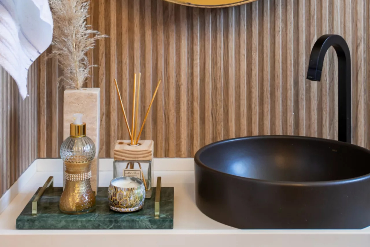 Wood-look porcelain tiles highlighting the 2025 trend of natural texture and realism in design.